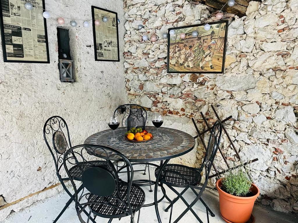 Family Home Kobarid - Soca And Nadiza Apartament المظهر الخارجي الصورة